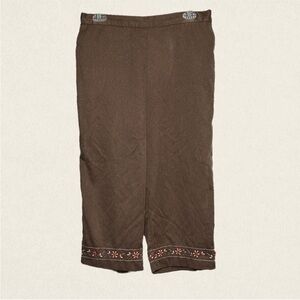 Alfred Dunner Going Native Beaded Floral Capri Pant Color Coconut.